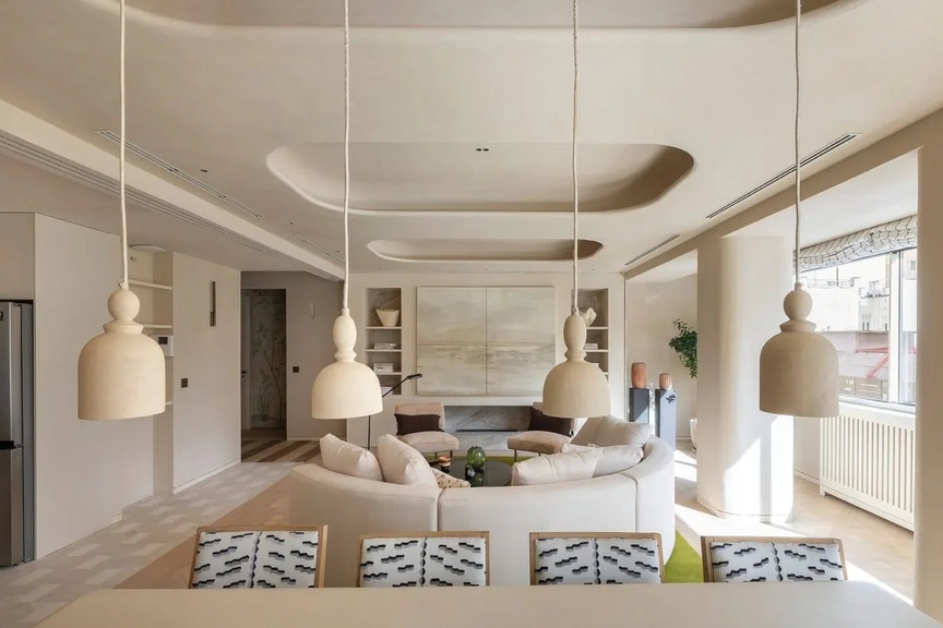 Elegance and Serenity in a Prestigious Enclave