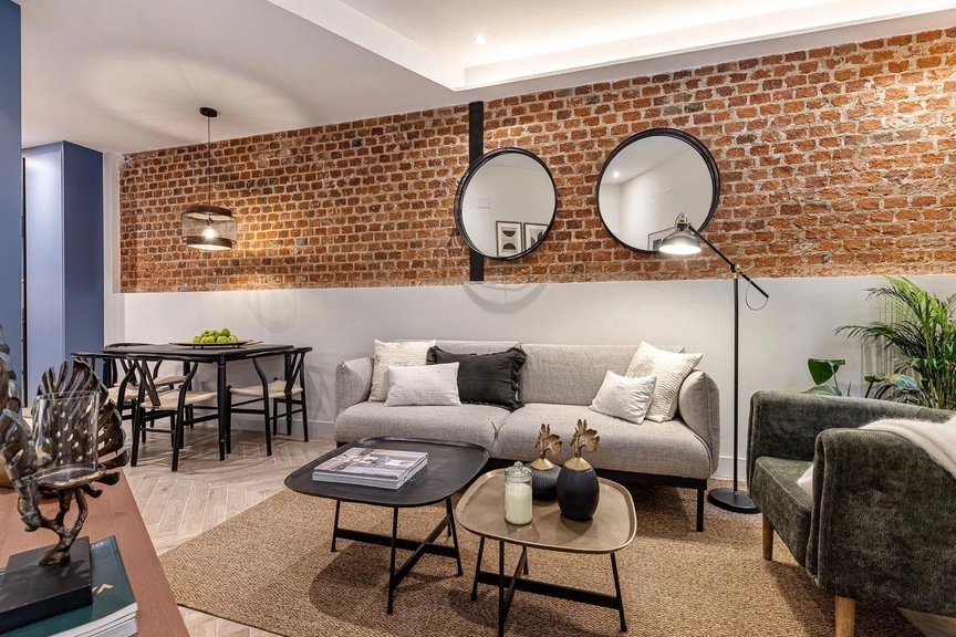 Magnificent property with private patio in Goya Magnificent property with private patio in Goya