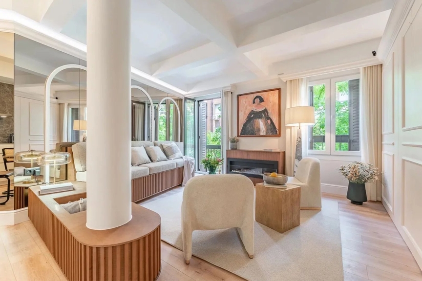 Classic home in the elegant neighborhood of Almagro Classic home in the elegant neighborhood of Almagro