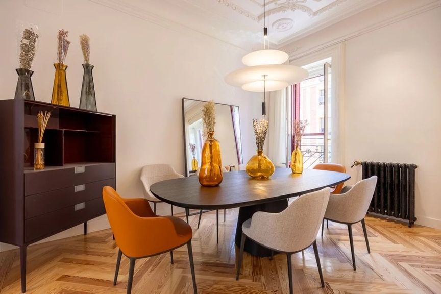Fabulous apartment in a renovated building in Justicia