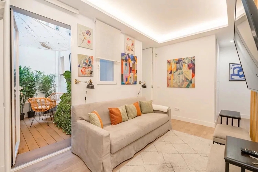 Acogedor piso con dos patios en Justicia