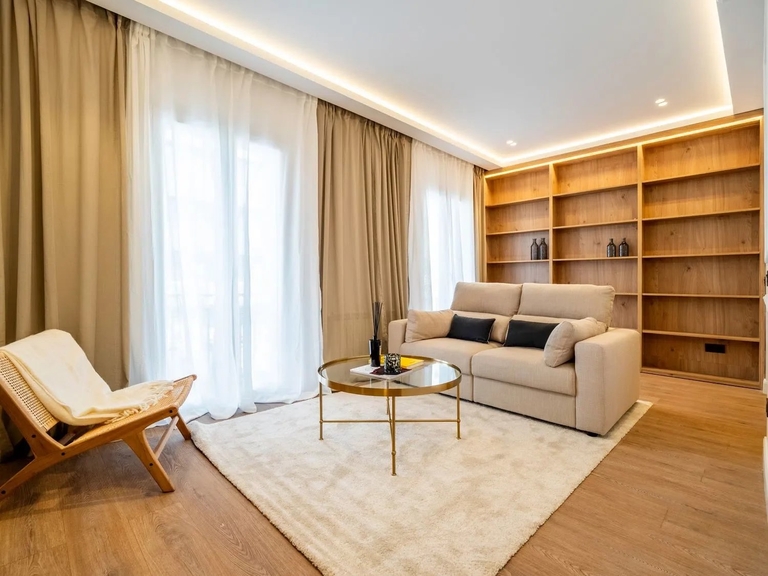 Vivienda de diseño clásico en el barrio de Goya