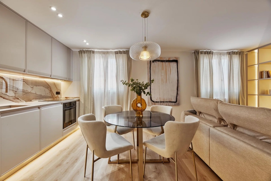 Renovated and furnished apartment in the heart of Malasaña