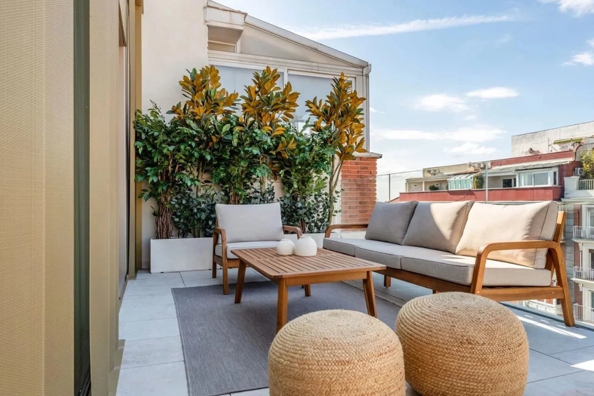 Penthouse with private pool and unique views in Almagro
