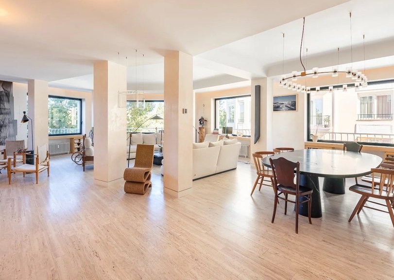 Renovated apartment with direct views of the Retiro Park Renovated apartment with direct views of the Retiro Park