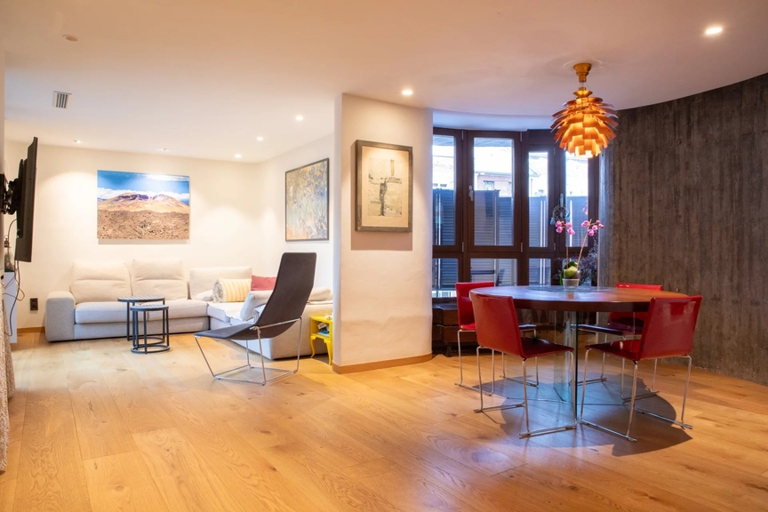 Spectacular unique apartment in Torres Blancas