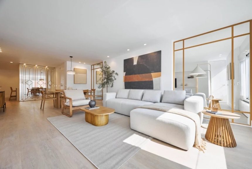 Renovated apartment with views in Castellana